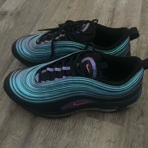 Nike air max -pre owned.  Grade school size 7